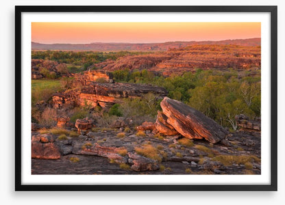 Sundown at Ubirr Rock