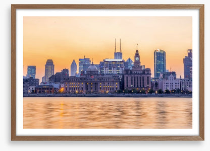 Along the Bund
