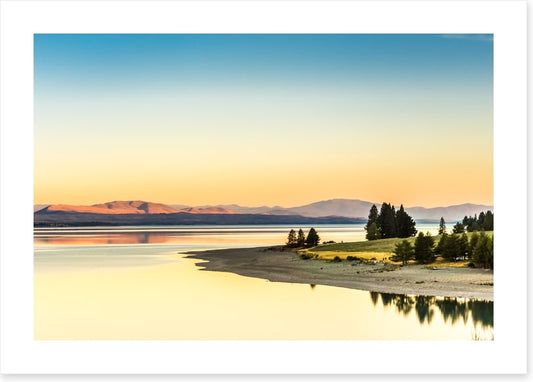 Lake light reflections