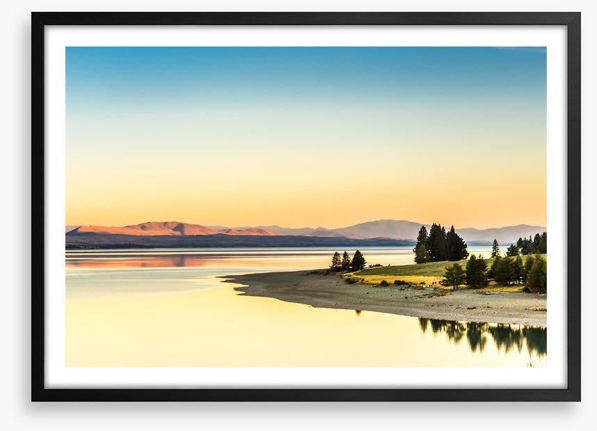 Lake light reflections