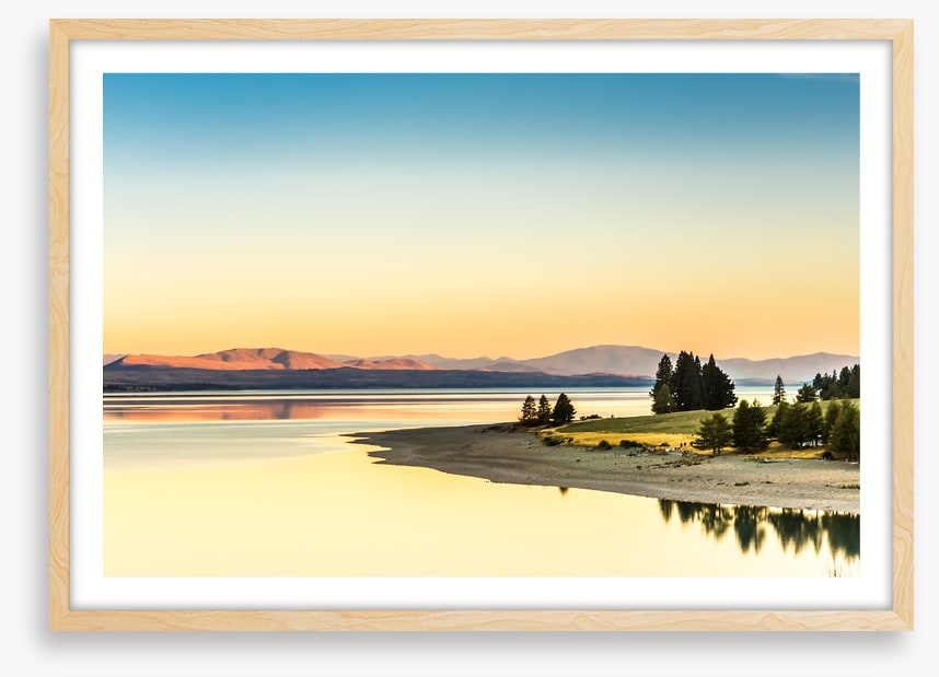 Lake light reflections