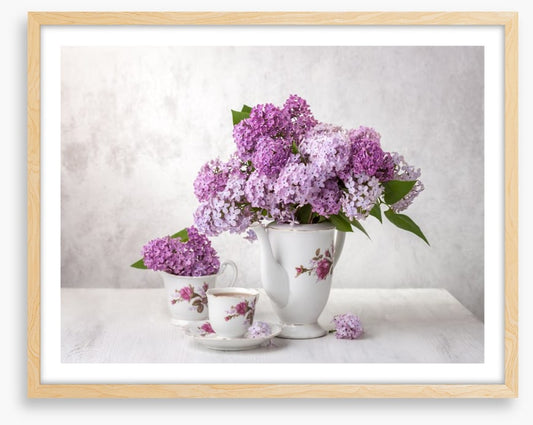 Lilac tea time