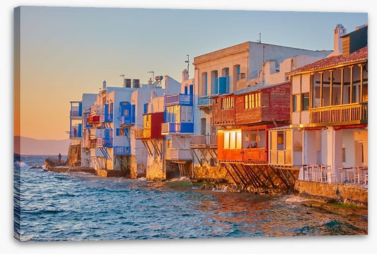Venice goes to Greece