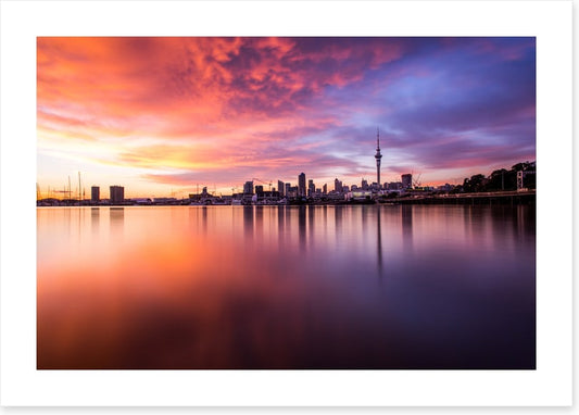 Auckland city silhouette