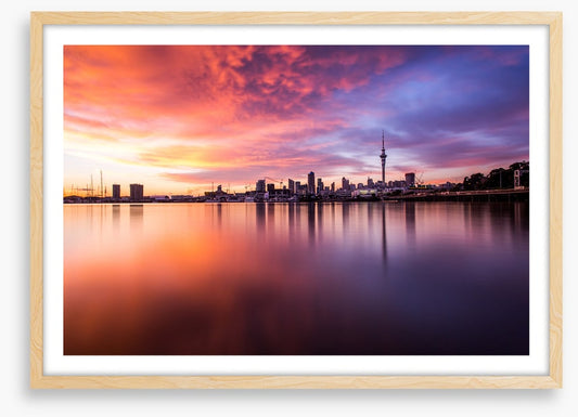 Auckland city silhouette