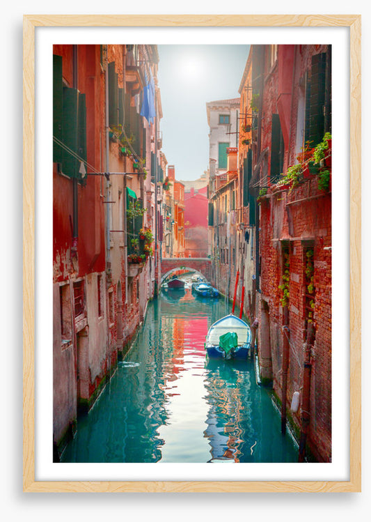 The old brick canal