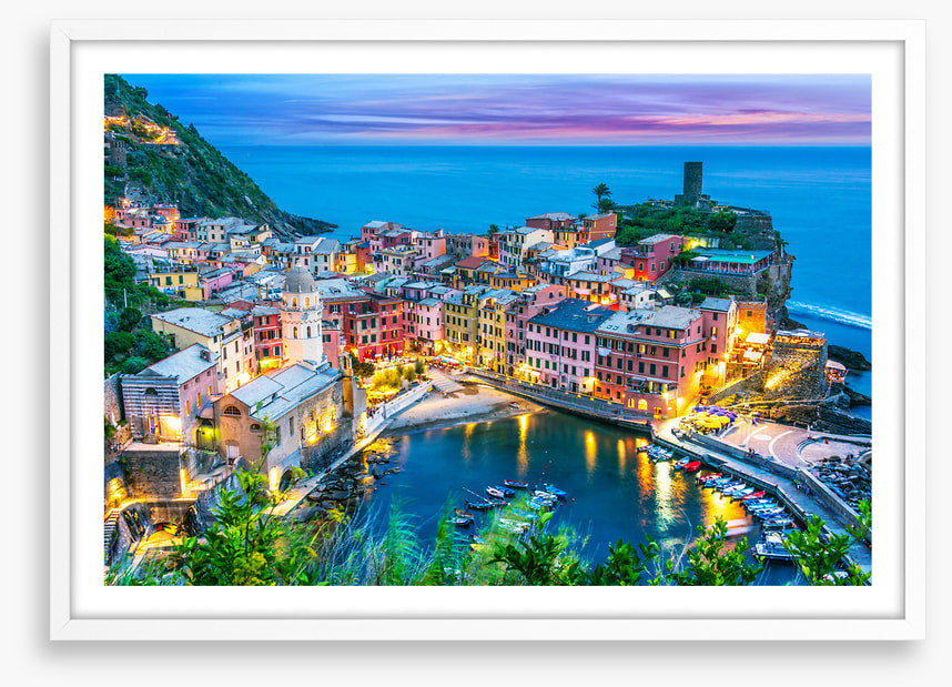Vernazza village dusk