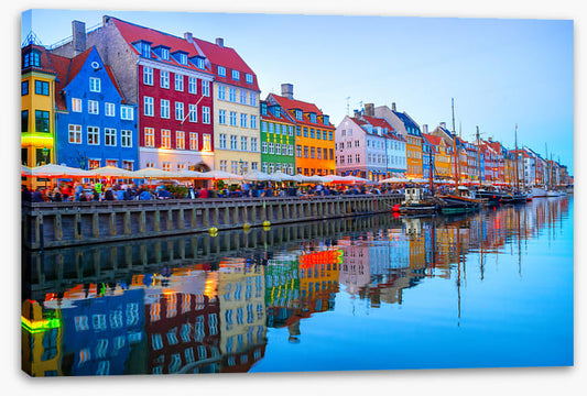 Nyhaven reflections