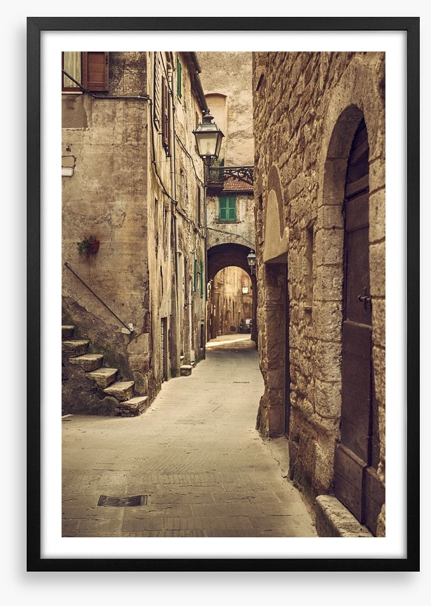 The archway alley