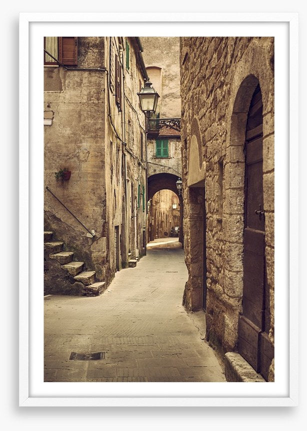 The archway alley