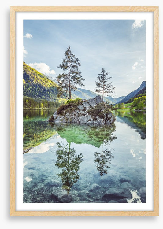 Lake Hintersee island