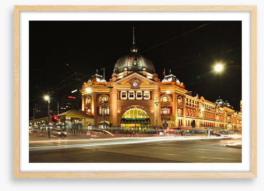 Flinders Street night