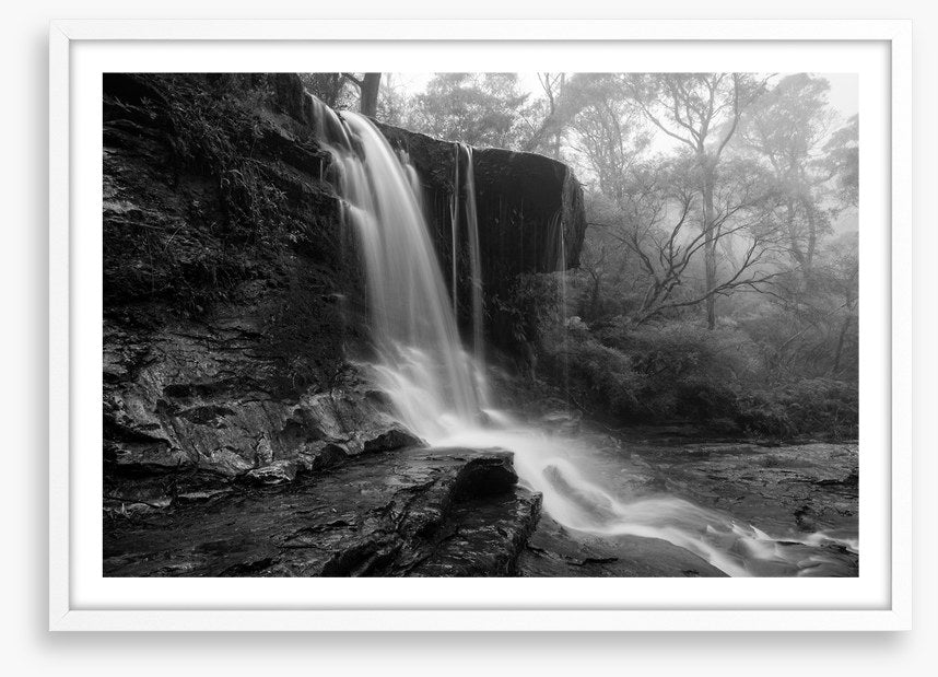 Flowing through the fog