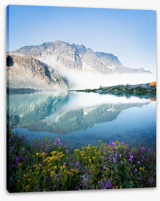 Mirror lake mountain