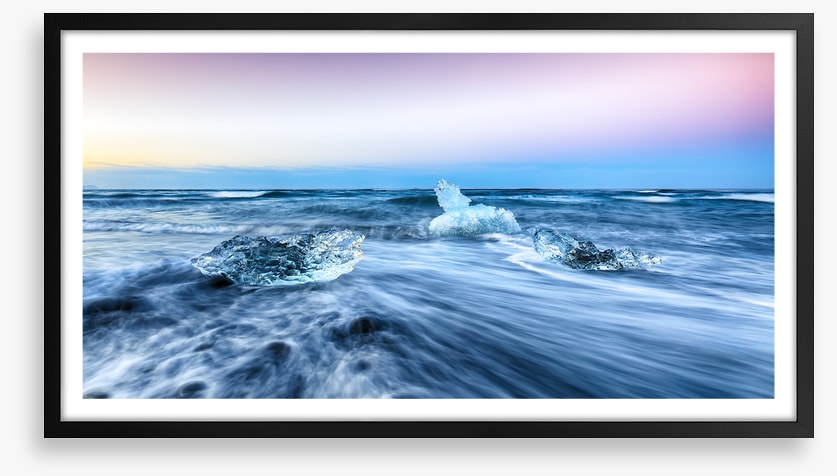 Diamond Beach icebergs