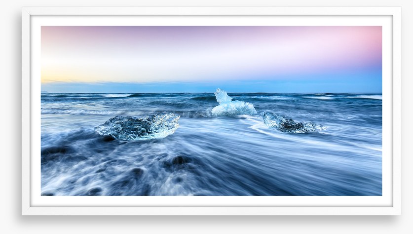 Diamond Beach icebergs