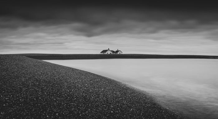 Isolation shores
