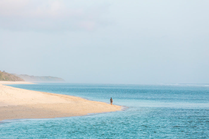 Solitary sands