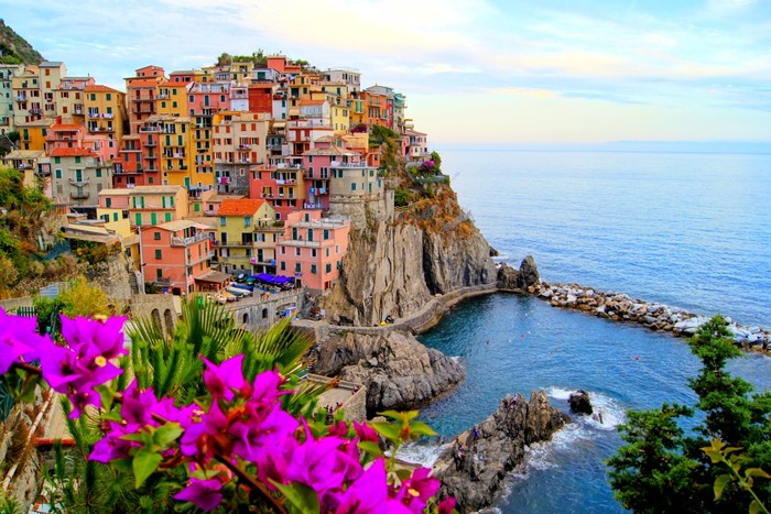 Stunning Cinque Terre coast, Italy