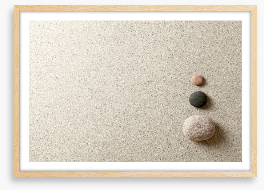 Simplicity on sand I
