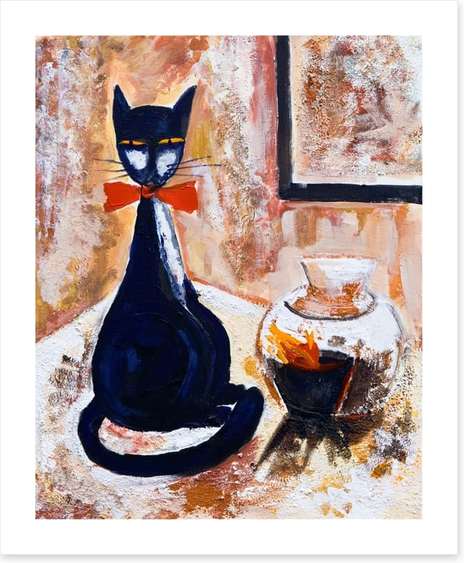 Chat noire avec un vase