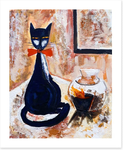 Chat noire avec un vase