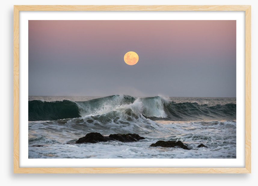 Wild ocean supermoon