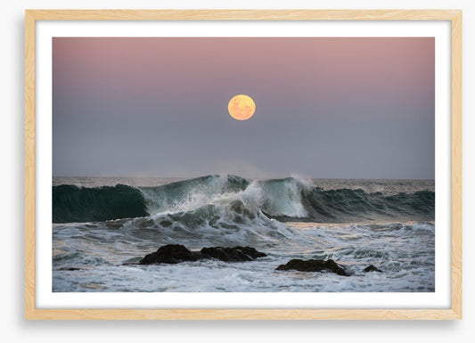 Wild ocean supermoon
