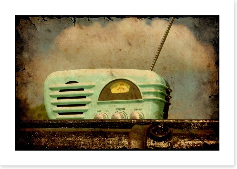 Retro radio
