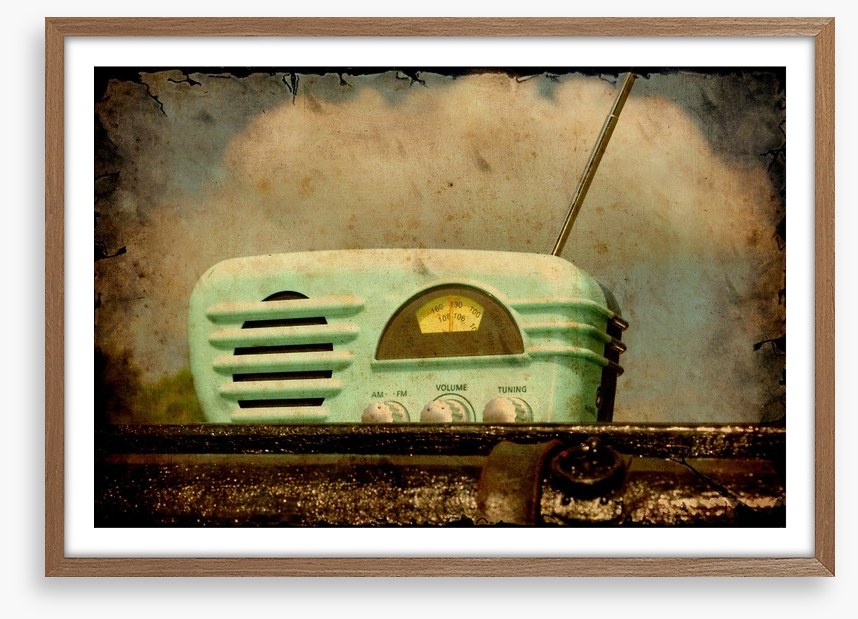 Retro radio