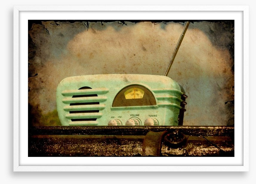 Retro radio