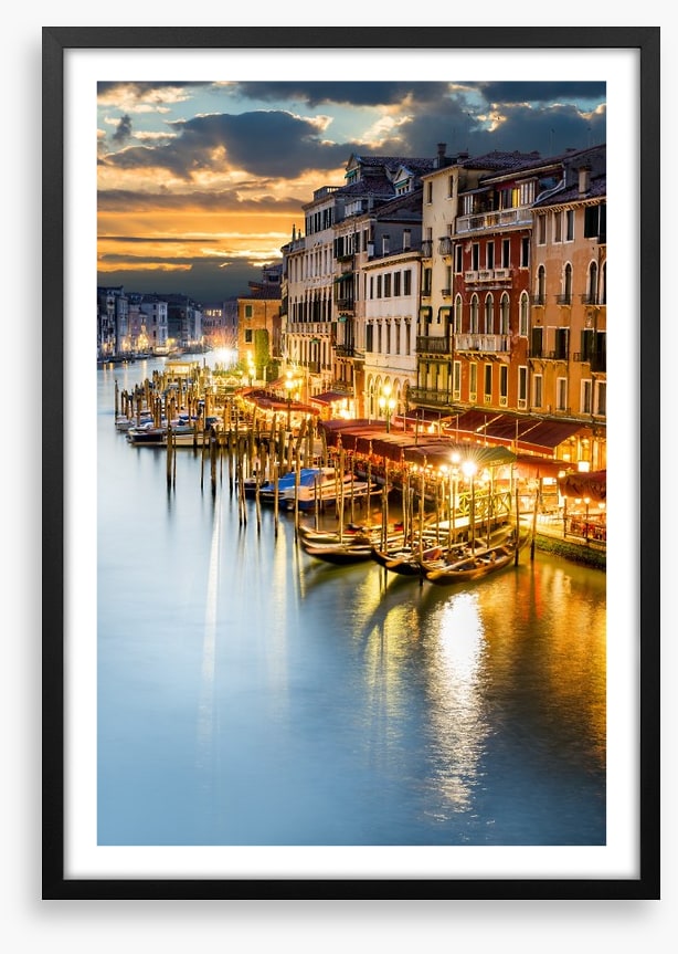 Dusk on the canal