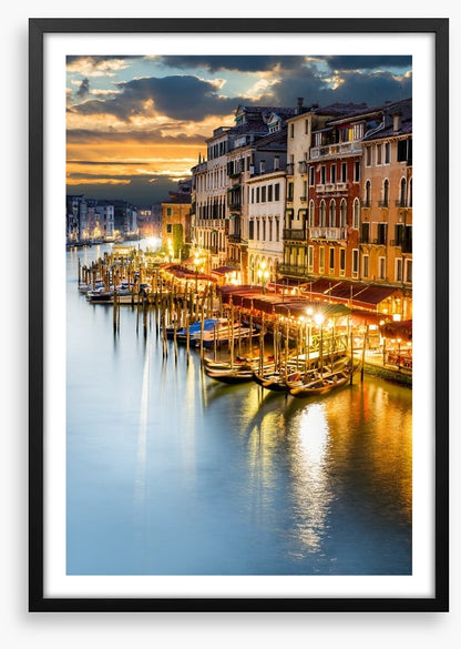 Dusk on the canal