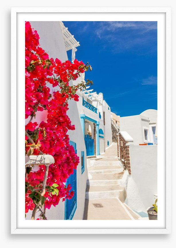 The alleys of Santorini, Greece