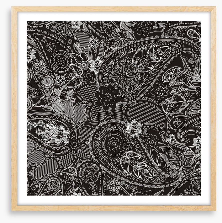 Paisley poise