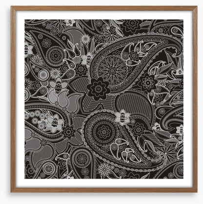 Paisley poise