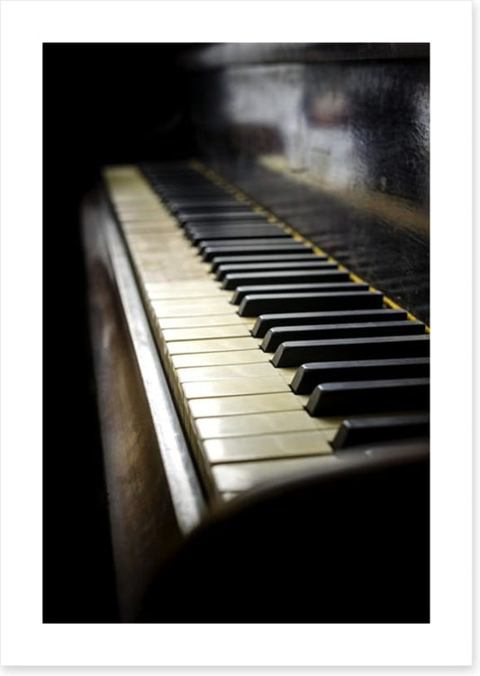 Old piano