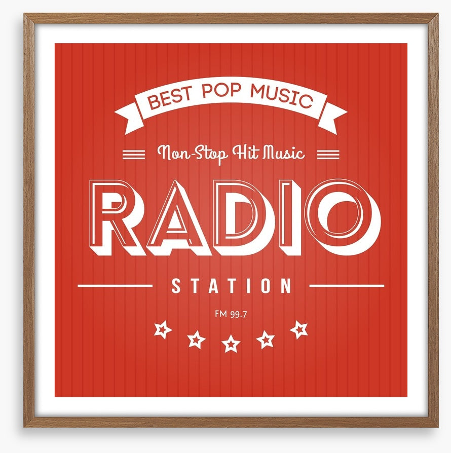 Hit music radio