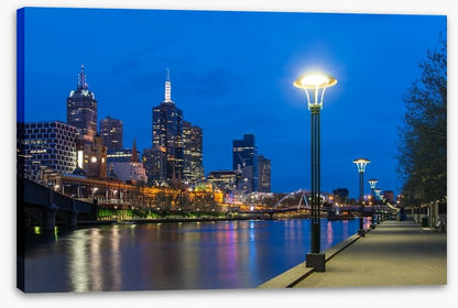Along the Yarra