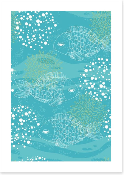 Fishes through the coral