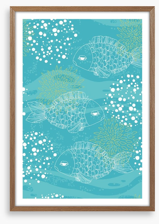 Fishes through the coral