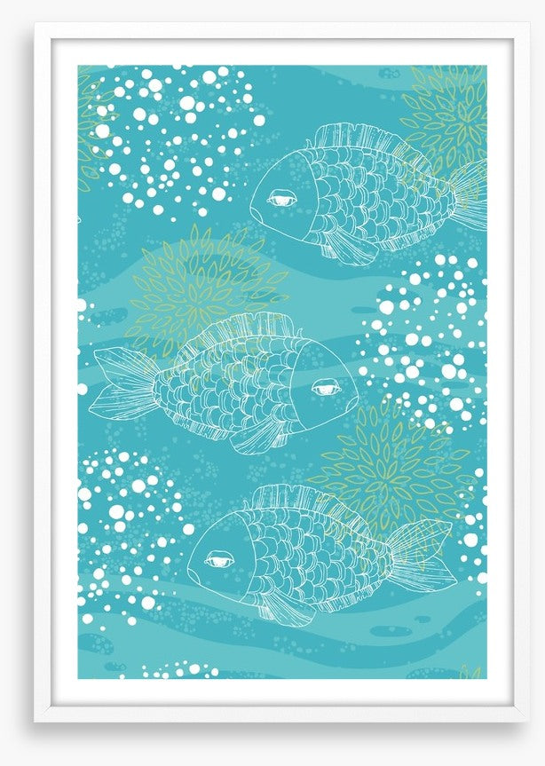 Fishes through the coral