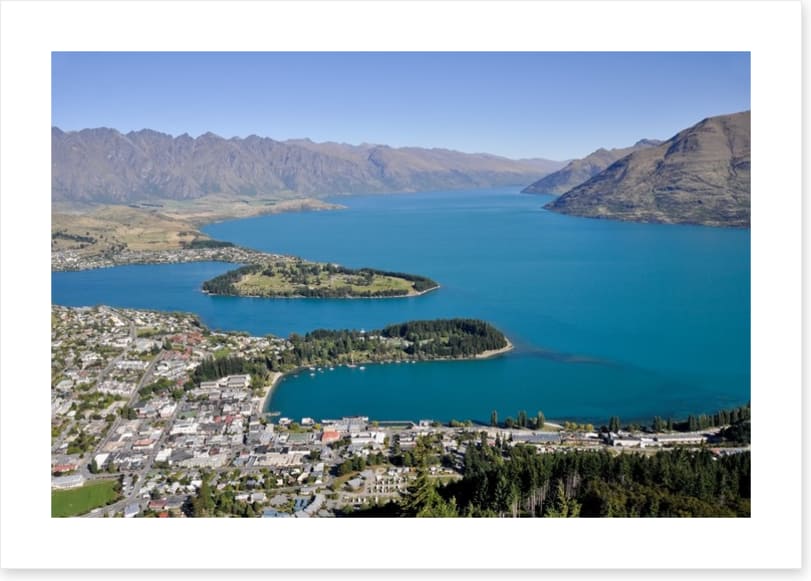 Queenstown on the lake