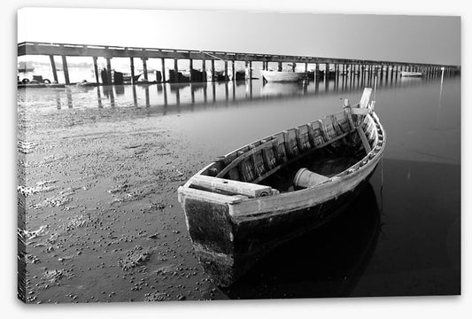 Boat by the jetty
