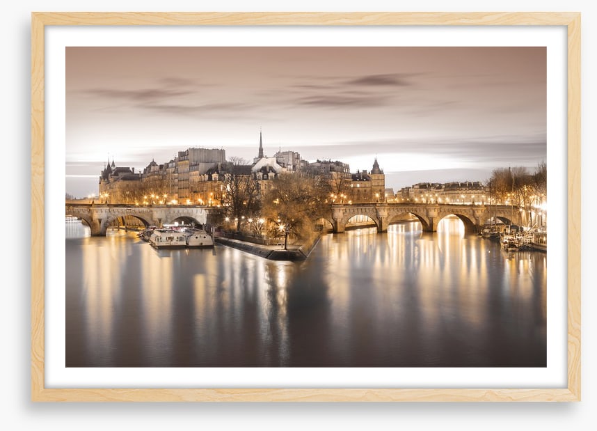 Twinkling dawn across the Seine