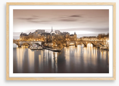 Twinkling dawn across the Seine