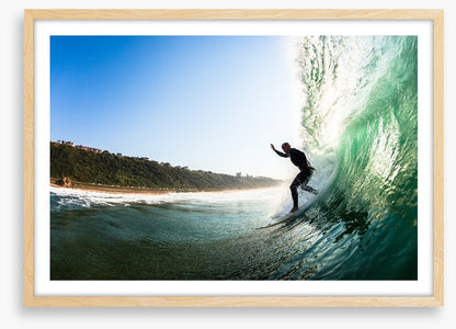 Dropping the hollow wave
