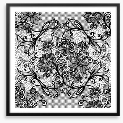 Lace noir