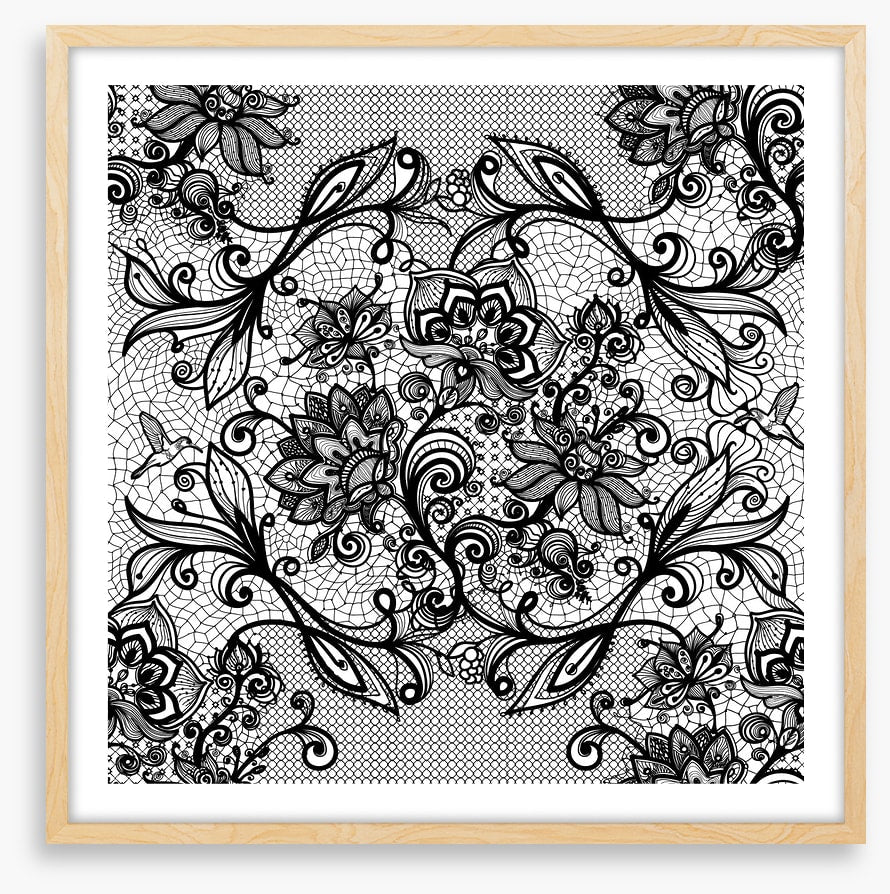 Lace noir