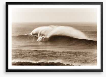 Crashing waves